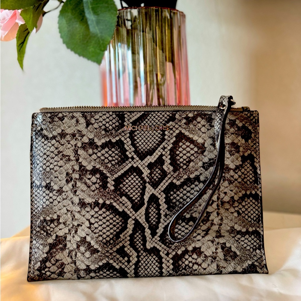 Authentic MK Over Sized Wristlet
